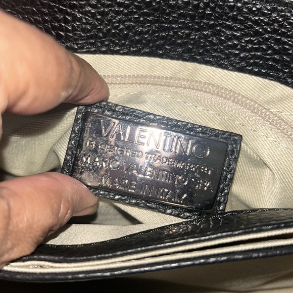 VALENTINO BY MARIO VALENTINO
Isabelle Dollaro Leather Shoulder Bag - Picture 5 of 10